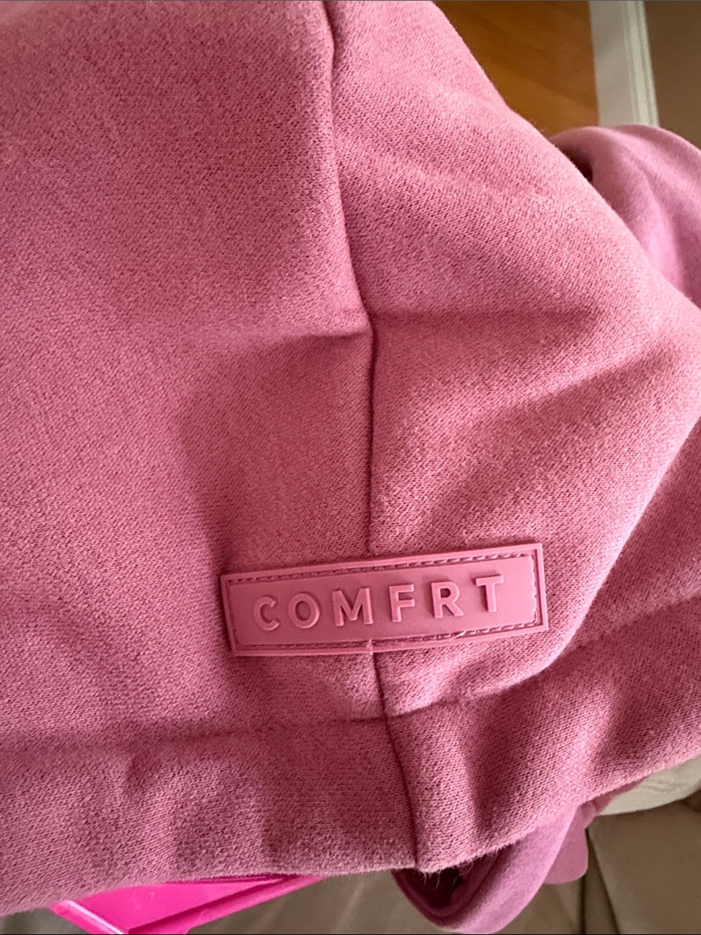 Comfrt Airplane Mode Hoodie with mask Berry color size XS Unisex - Picture 4 of 9